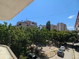 Në Shitje, Ndërtesë Biznesesh, 703 m², Vlorë Në Shitje, Ndërtesë Biznesesh, 703 m², Vlorë