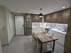 Me Qira, Apartament, 90 m², Vlorë Me Qira, Apartament, 90 m², Vlorë