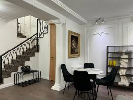 Me Qira, Apartament, 120 m², Vlorë