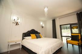 Me Qira, Apartament, 120 m², Vlorë